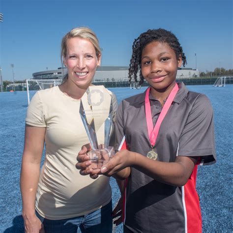 Laisterdyke girls score a victory in girls’ football competition ...