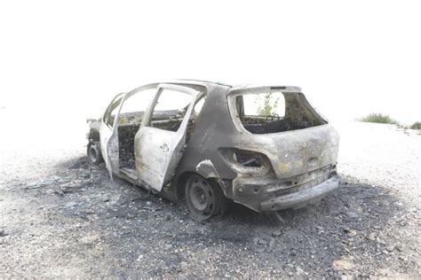 120+ Burnt Car Accident Steering Wheel Stock Photos, Pictures & Royalty ...