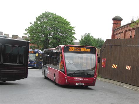 Harrogate District 283 YJ12 MZW Transdev Blazefield Ha Flickr