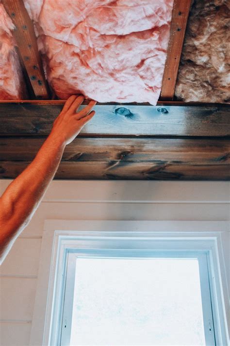 DIY wood plank ceiling - how to easily install a shiplap ceiling in your home // No-nonsense ...