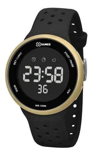 Reloj Digital X Games Xmppd Para Hombre Color De Fondo Negro Dorado