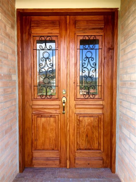 Pin De July Romero Em Ventanas Y Puertas Casas De Madera Portas De