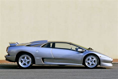 Guide: Lamborghini Diablo SV — Supercar Nostalgia