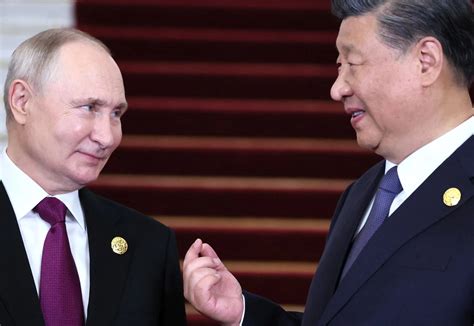 Xi Jinping y Putin celebran encuentro en décimo aniversario de la