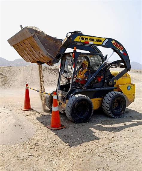 CURSO PARA OPERADOR DE MINICARGADOR