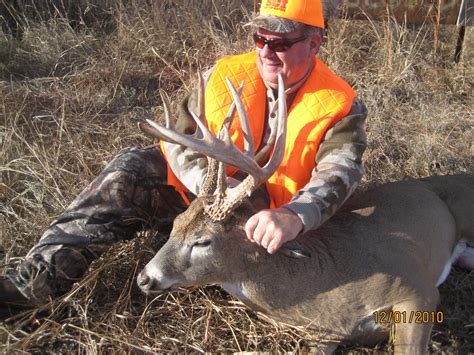 Whitetail Deer Hunting In Kansas