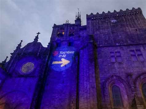 La Catedral de Tui se ilumina como lugar emblemático del Camino de