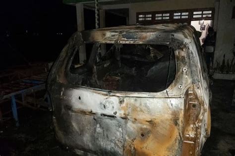 Rumah Relawan Paslon Indah Suaib Diserang 2 Mobil Dibakar