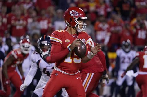 How To Watch The Los Angeles Chargers Vs Kansas City Chiefs Nfl