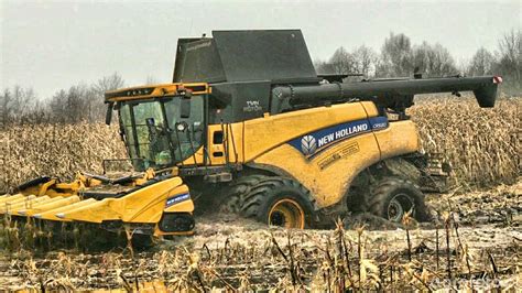 Kombajn New Holland Cr Zdj Cie Galeria Rolnicza Agrofoto