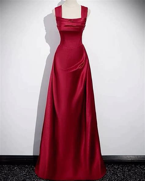 Julia burgundy satin maxi dress – Artofit