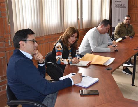 Impulso A La Investigación En La Facultad De Odontología Ucuenca