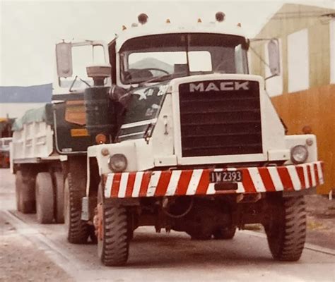 Old Mack Brochure Images - Page 3 - Antique and Classic Mack Trucks ...