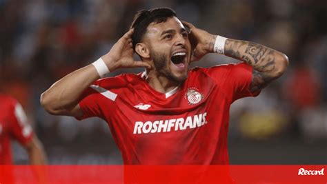 Renato Paiva Diz Que Benfica E Fc Porto Lutaram Por Médio Do Toluca Era Muito Caro Nessa