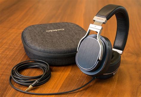 17 Best Hi Fi Headphones For Posh Audiophiles