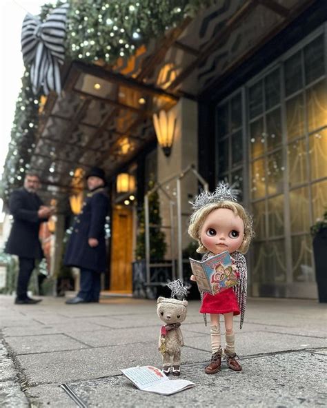 Dolly Treasures On Instagram Caroling At Claridges Well Isnt That