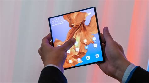 Google Foldable Phone Might Be On The Way Patent Suggests Phonearena