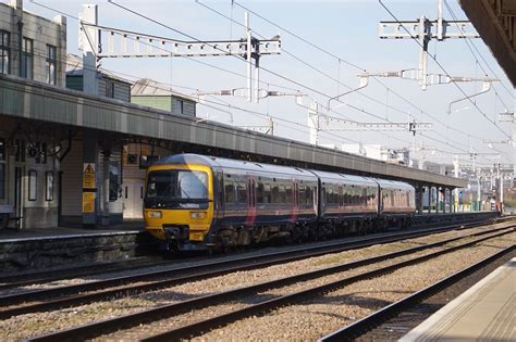 Gwr Class At Cardiff Central Tony Winward Flickr