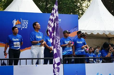 Gubernur Diy Lakukan Flag Off Peserta Mandiri Jogja Maraton