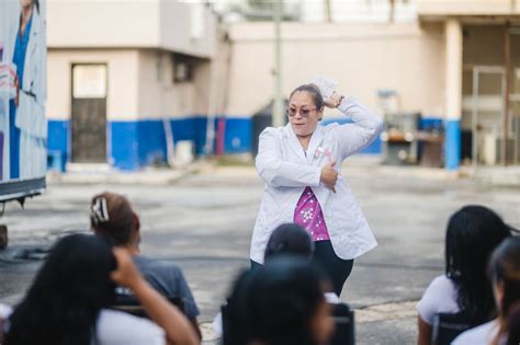 Dif Reynosa Lleva Brigada Rosa A Cedes Dif Reynosa