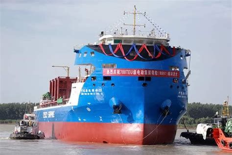 China Launches First Teu Electric Containership For Yangtze Service