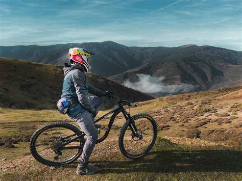 Mejores Rutas en bicicleta BTT y cicloturismo en La Rioja Guías Viajar