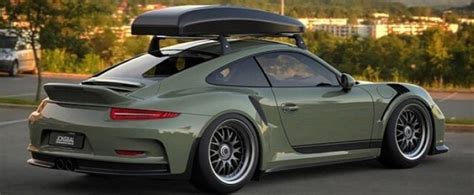 Ducktail Only Porsche 911 Gt3 Rs Rendered With Roof Box As Practical