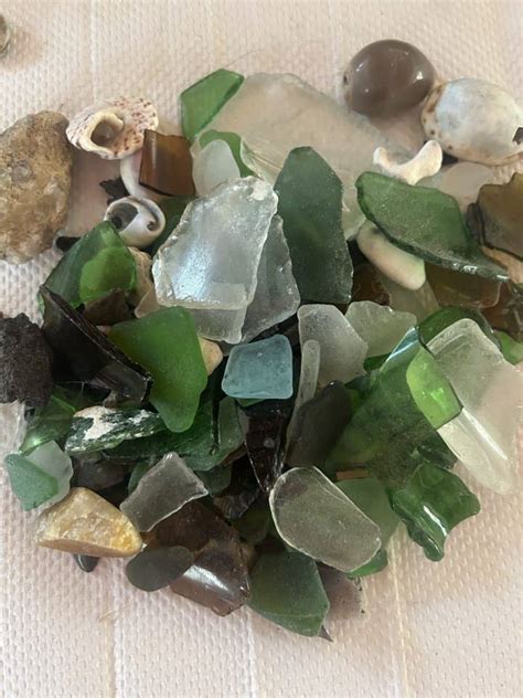 11 Best Beaches To Find Sea Glass In Florida For 2024