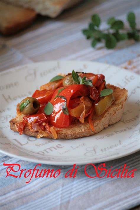 Bruschetta Con Peperoni E Olive Profumo Di Sicilia