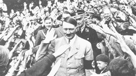 Menit Menit Krusial Yang Membuat Adolf Hitler Selamat Dari Pembunuhan