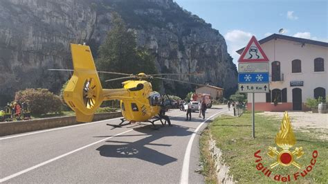 Incidente Auto Contro Moto Sulla Statale In Valdadige Ferito