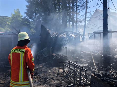 Gartenh Tten Durch Feuer Zerst Rt Einsatzbericht Sulzbach An Der Murr