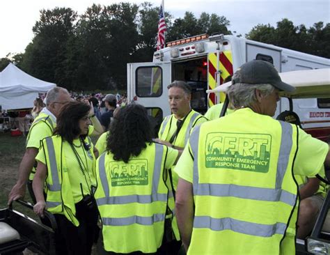 The Shocking Face Behind Lauren Hamden S Exclusive Subscription Bares Has Everyone Talking news