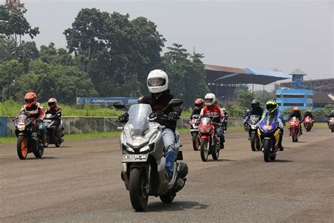 Photo Indonesia Cbr Race Day Seri Bikers Parade