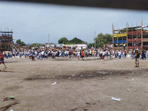 El Espinal Tolima Desplome Plaza De Toros 257 Personas En Hospitales