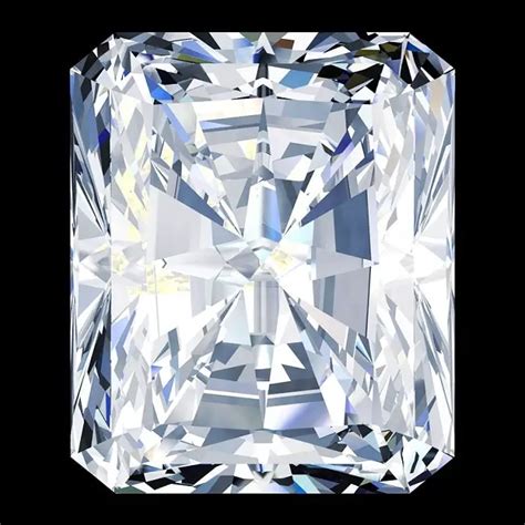 What Is a Radiant Cut Diamond and How Do We Pick One?