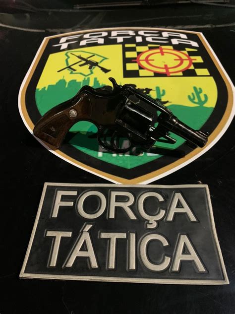 For A T Tica Apreende Menor De Idade Arma De Fogo Na Comunidade Pau