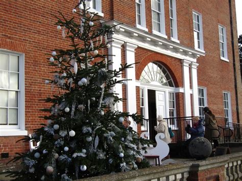 Hatchlands Park Christmas 2023 Colin Smith Cc By Sa 2 0 Geograph