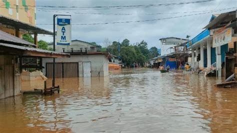 Banjir Rendam Jelai Hulu Ketapang Kedalaman Hingga Meter