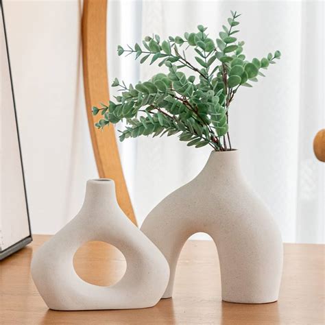 Shop The Best Decorative Vases For Living Room That Will Elevate Your