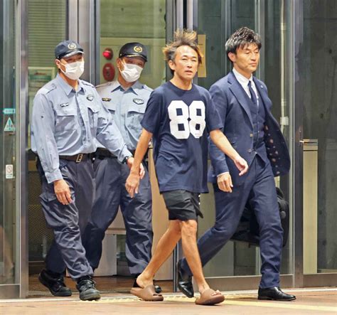 【フォト】ガーシー被告が保釈 保証金3000万円を納付 産経ニュース