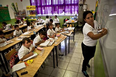 Chilango ¿cuánto Gana Un Maestro En México Sueldo Por Nivel Educativo