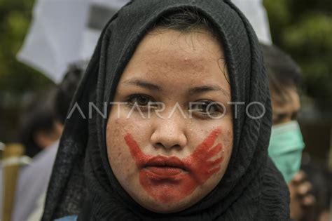 Peringatan Hari Perempuan Internasional Di Jakarta Antara Foto