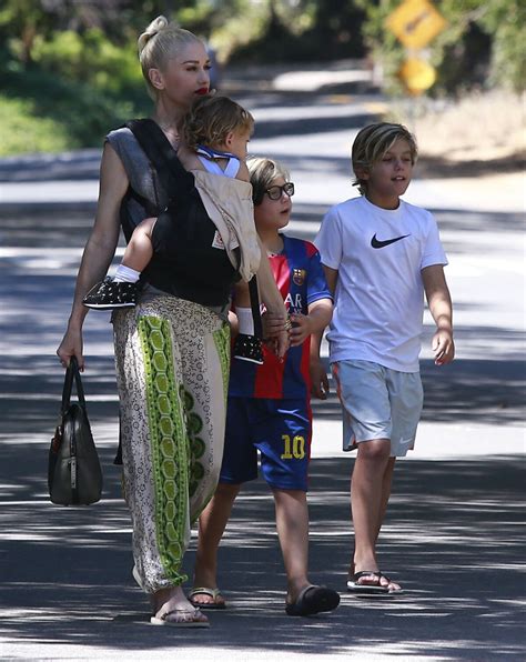 Photo Exclusif Gwen Stefani avec ses enfants à une fête d