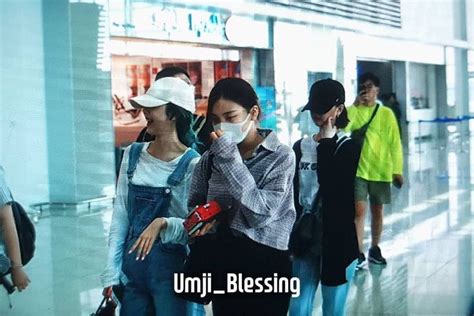 Hwang Eunbi On Instagram Press Fansite Gfriend Sinb At Incheon