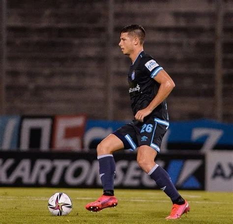 Vasco Acerta Contrata O De Zagueiro Manuel Capasso Do Atl Tico