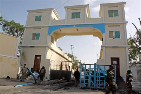 Al Shabab Targets Somali Presidential Palace