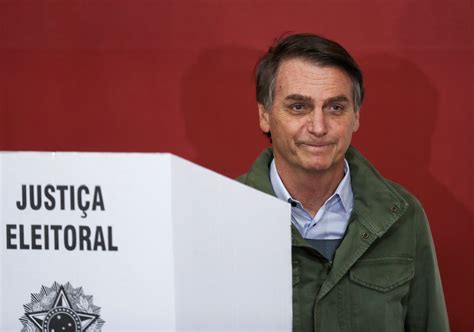 Elecciones En Brasil Jair Bolsonaro Se Impone Con El 557 De Los