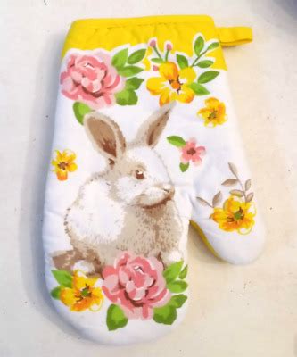 Pink Rose Rabbit Easter Bunny Oven Mitt Hot Pad Yellow Cotton Quilted