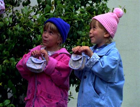 Mary Kate And Ashley Mary Kate And Ashley Olsen Photo 37946501 Fanpop